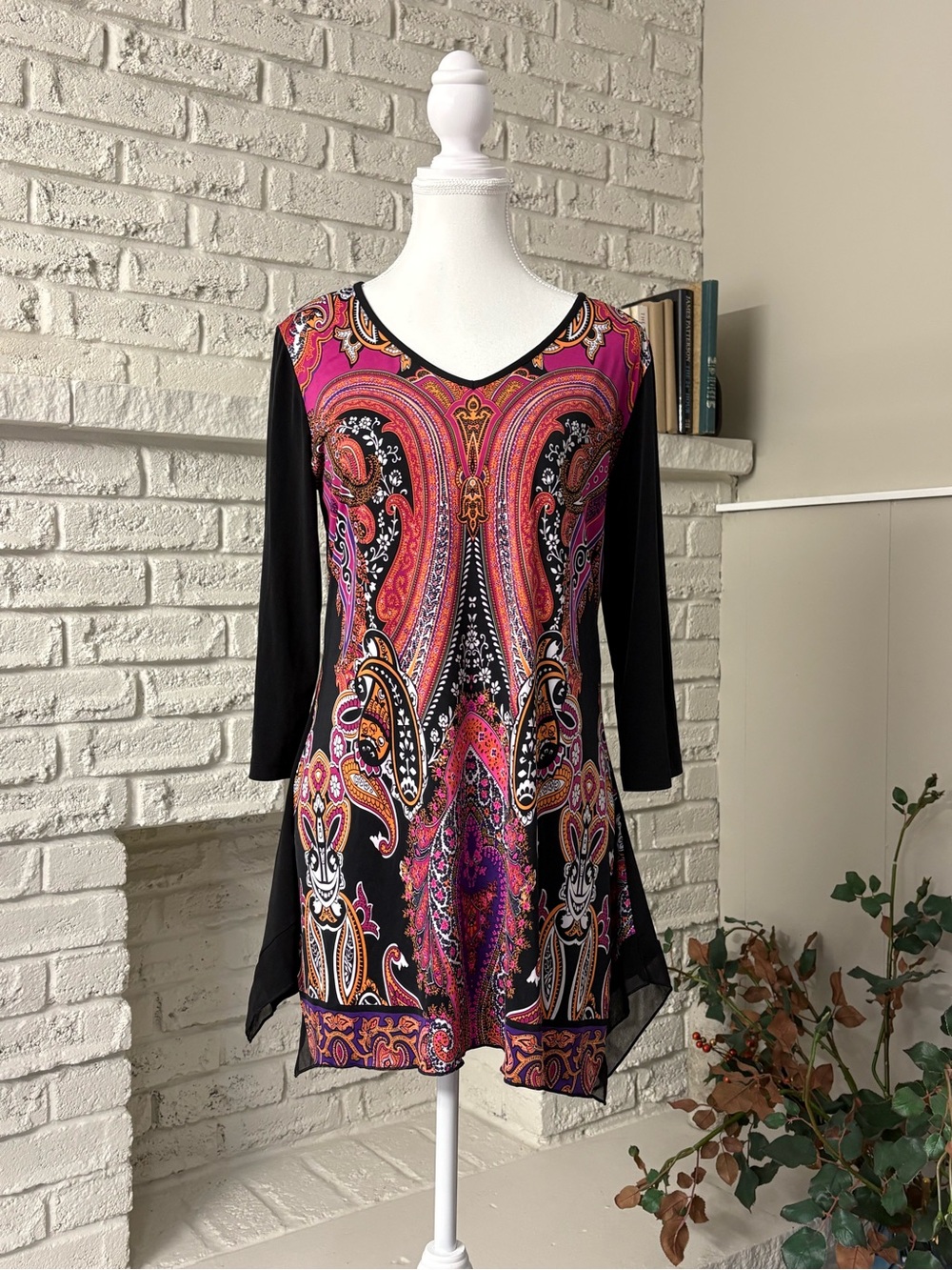 🔮 Nygard Vibrant Paisley Asymmetrical Sharkbite Handkerchief Tunic M 🔮